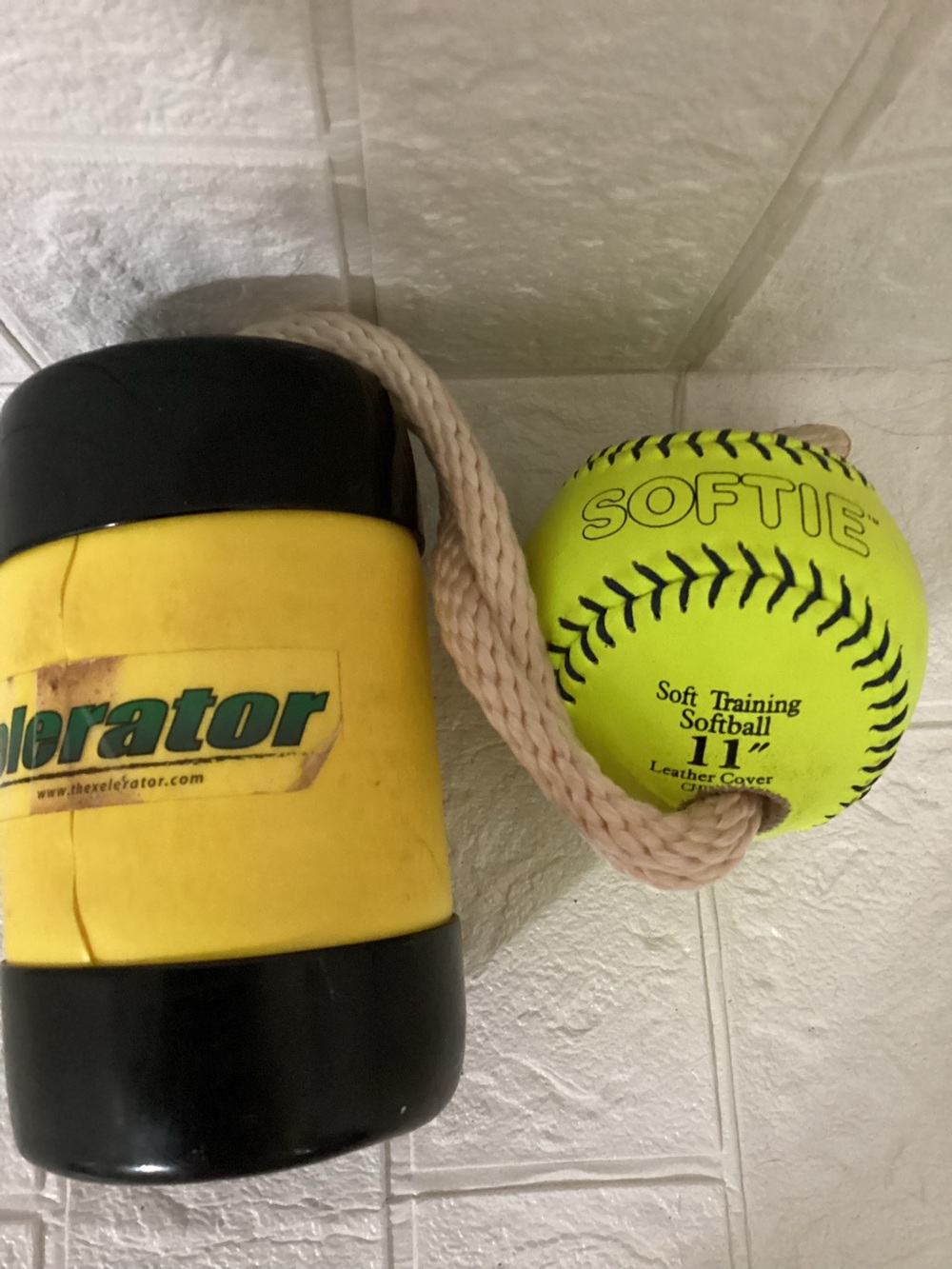 The Mini Xelerator 10u Fastpitch Softball Pitching Trainer - 11" Premium Leat...